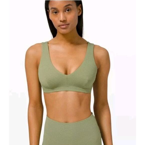 Lululemon Women's Waterside Honeycomb V Swim Top Size Large Sage Green - Picture 8 of 8